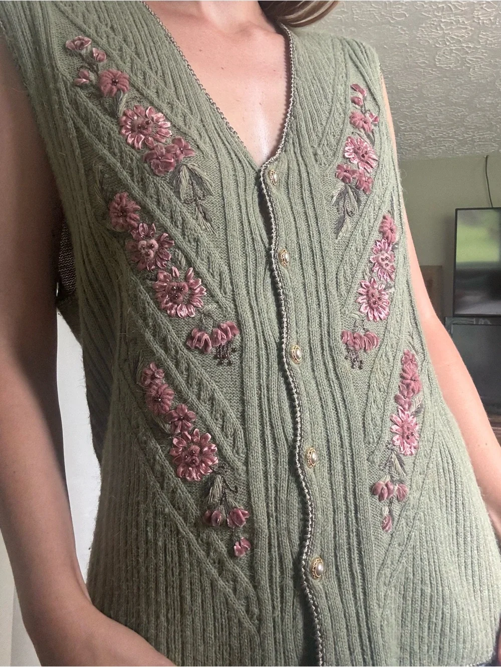 Koret sleeveless olive